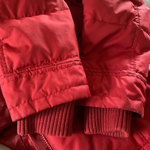 Ruff Hewn puffer feather/down filled coat with hood. Size large. - Picture 15 of 15